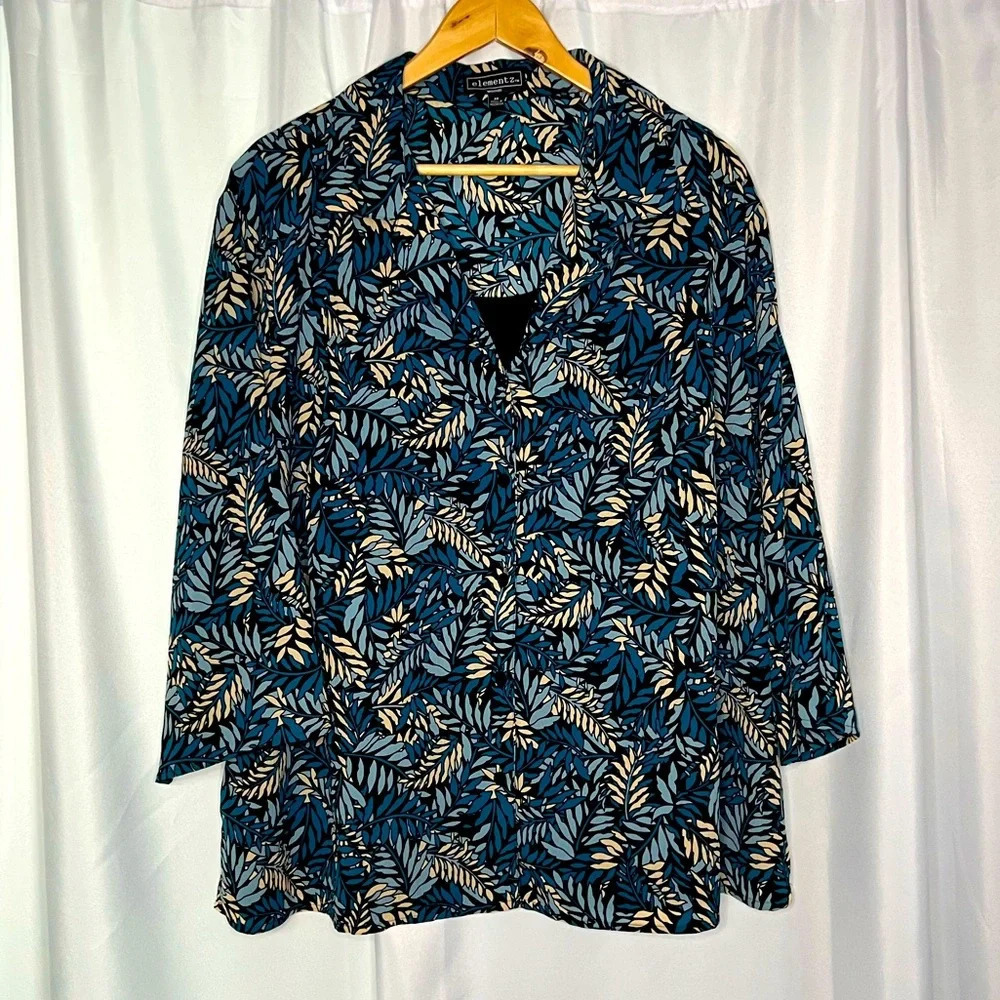 Elementz Woman Grey-Blue, Tan, Black & Teal Fern Pattern Mock Layer 3/4 Sleeve